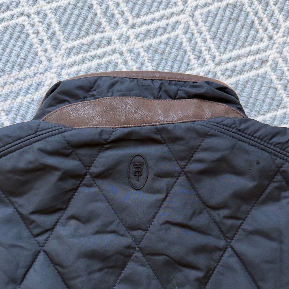 Tom Beckbe NWOT Women’s Black Quilted Vest, Brown Leather and Corduroy Accents - Picture 10 of 10
